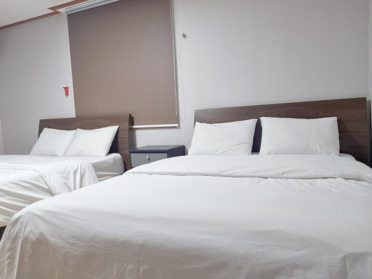 Charlie Hotel Jeju Eksteriør billede